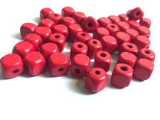 200 pcs Red Square Wood Beads 10mm Bead Jewelry Macrame Wooden Tool