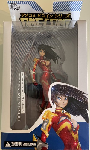 DC Direct Donna Troy Ame-Comi Statua PVC variante tuta rossa  - Foto 1 di 4