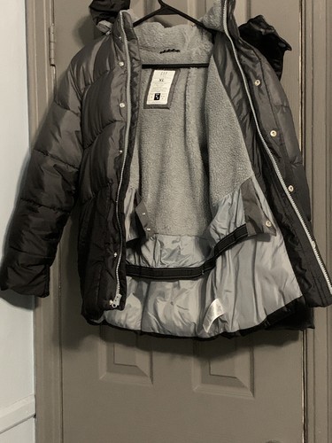 Gap Boy’s Puffer Coat Jacket Hooded Preowned Size XL - Picture 3 of 15