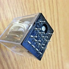 Speakers Protection relay for receiver Realistic STA-2000.