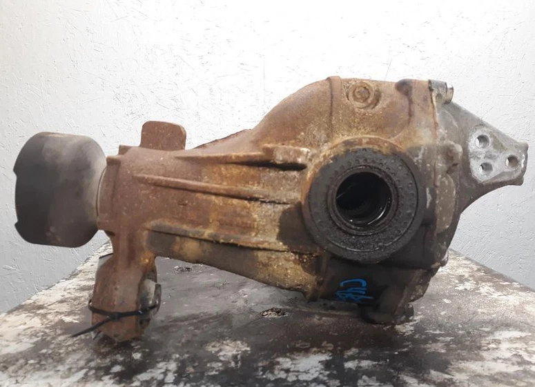 2005-2010 Jeep Grand Cherokee Front Differential Carrier 3.07 - Image 4 of 4