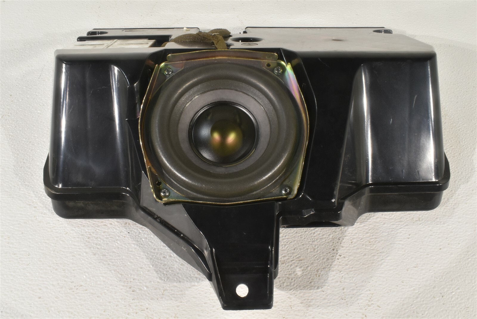 05-08 Maserati Quattroporte M139 Front Subwoofer Speaker 67071100 OEM AA6843