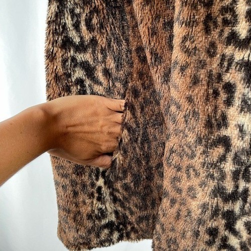 Betsey Johnson Faux Fur Animal Print Vest in Brown Black Size Medium - Picture 3 of 4