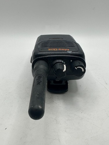 Motorola MagOne BPR40 UHF 16 canaux 450-470 Mhz - Photo 5/8