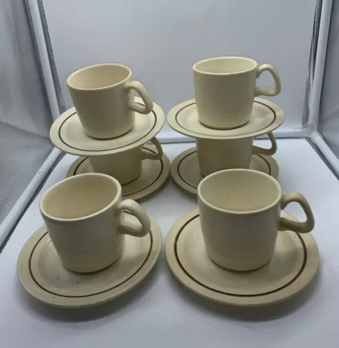 Vintage Set Of (6) Homer Laughlin HLC188 Flat Coffee Cups & Saucers USA