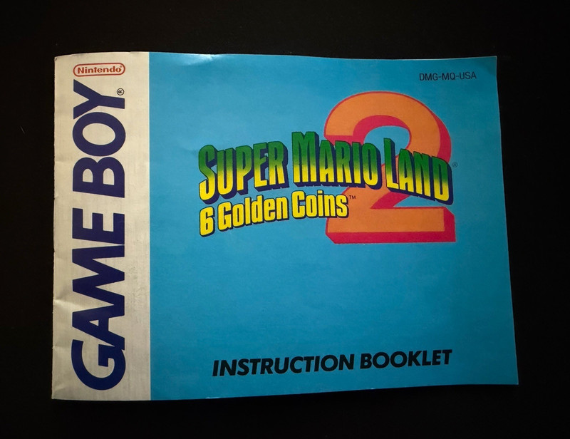 Nintendo Game Boy Super Mario Land 2: 6 Golden Coins Original Manual (English)