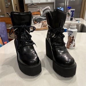 Demonia Black Faux Leather Platform Wedge Lace-Up Ankle Boots Shaker 52 7