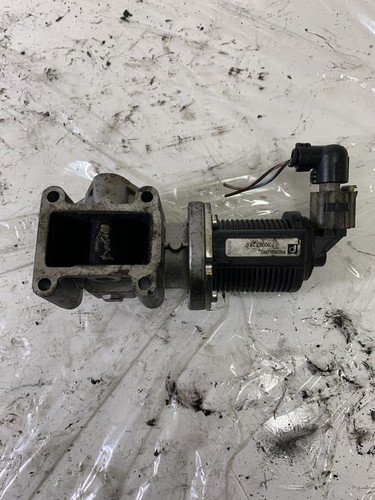 Opel Vectra C 2004 Diesel AGR-Ventil Abgasrückführung 700063100 DRA3198