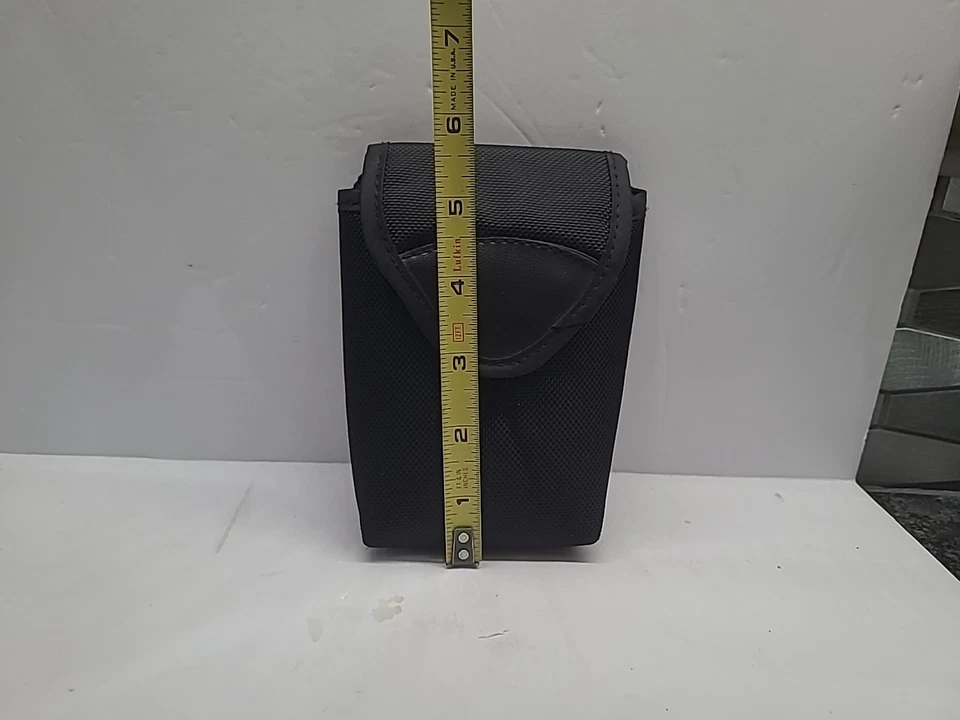 Bolsa compacta para cámara con lazo para cinturón lona negra cierre magnético fotografía  Foto 3 de 4