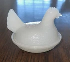 Vintage Hazel Atlas Small White Opalescent Milk Glass Hen On A Nest Basket Weave