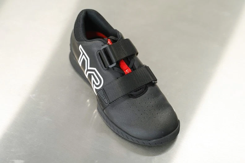 TYR L-1 Lifter Mujer 7 Entrenamiento con Pesas Levantamiento de Potencia Gimnasio Zapatos Negro Rojo ¡NUEVO EN CAJA! Foto 3 de 4