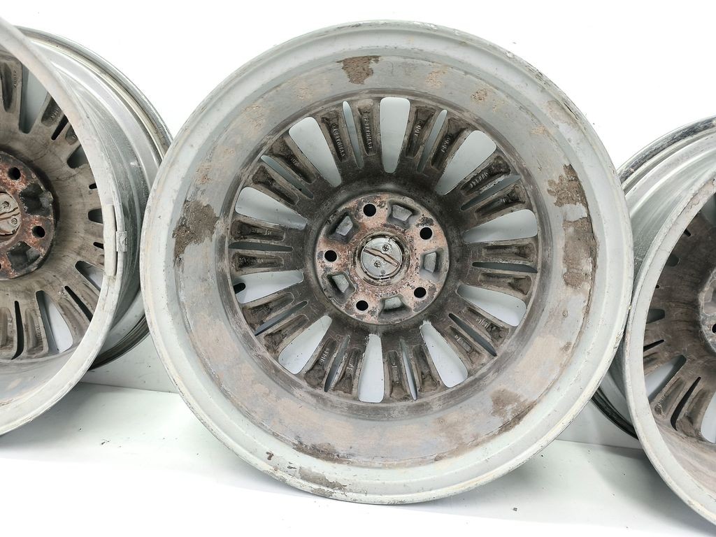 Chrysler Town & Country V 2015 Set R17 alloy rim 5QZ52TRMAA DIN82489 - Image 9