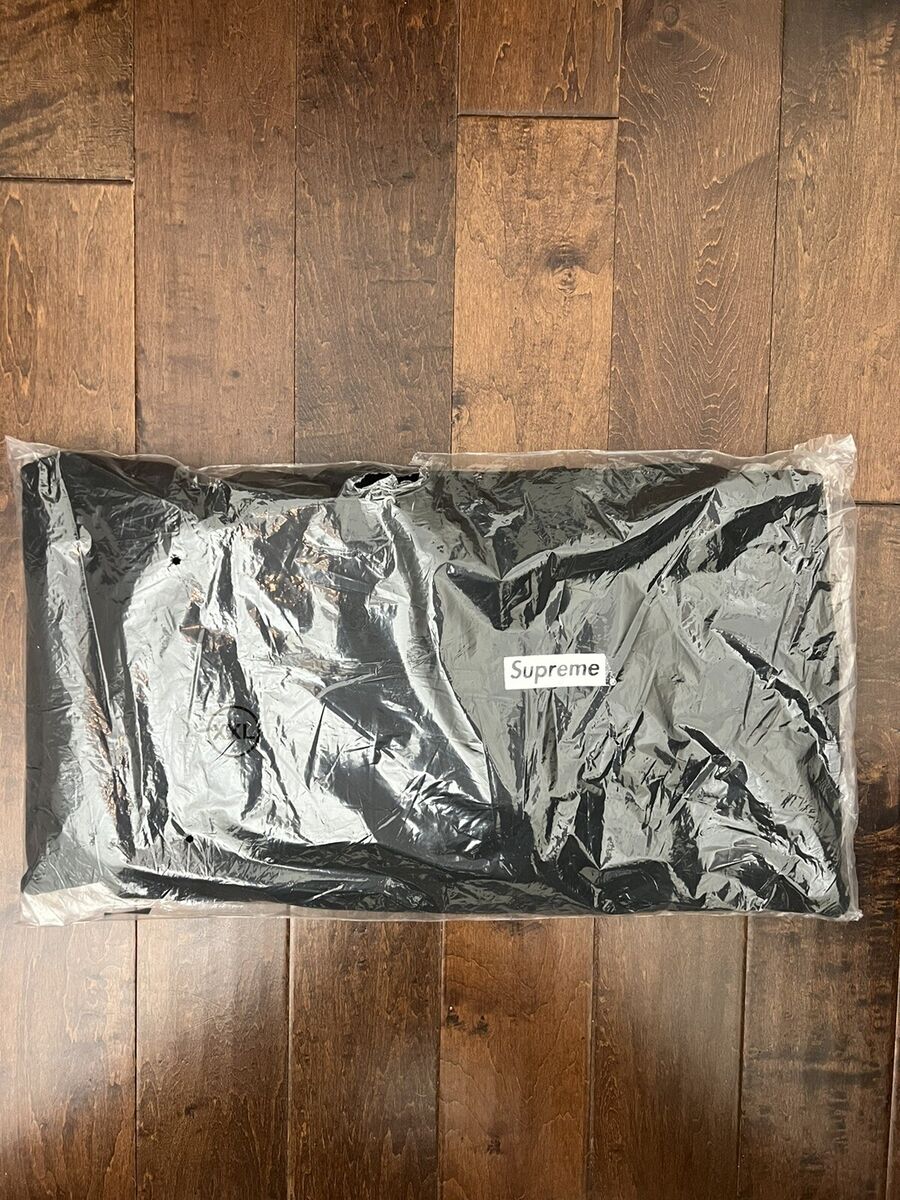 Supreme FW23 Catwoman Hooded Sweatshirt Black Size XXL New Supreme FW23 Catwoman Hooded Sweatshirt Black Size XXL New