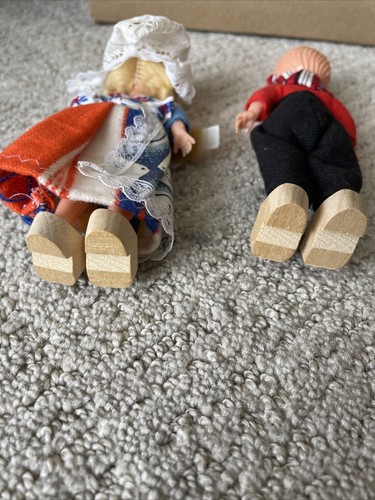Vintage Dutch Boy & Girl Dolls Wooden Shoes 5'' Pair of Souvenir Holland Dolls - Picture 7 of 18