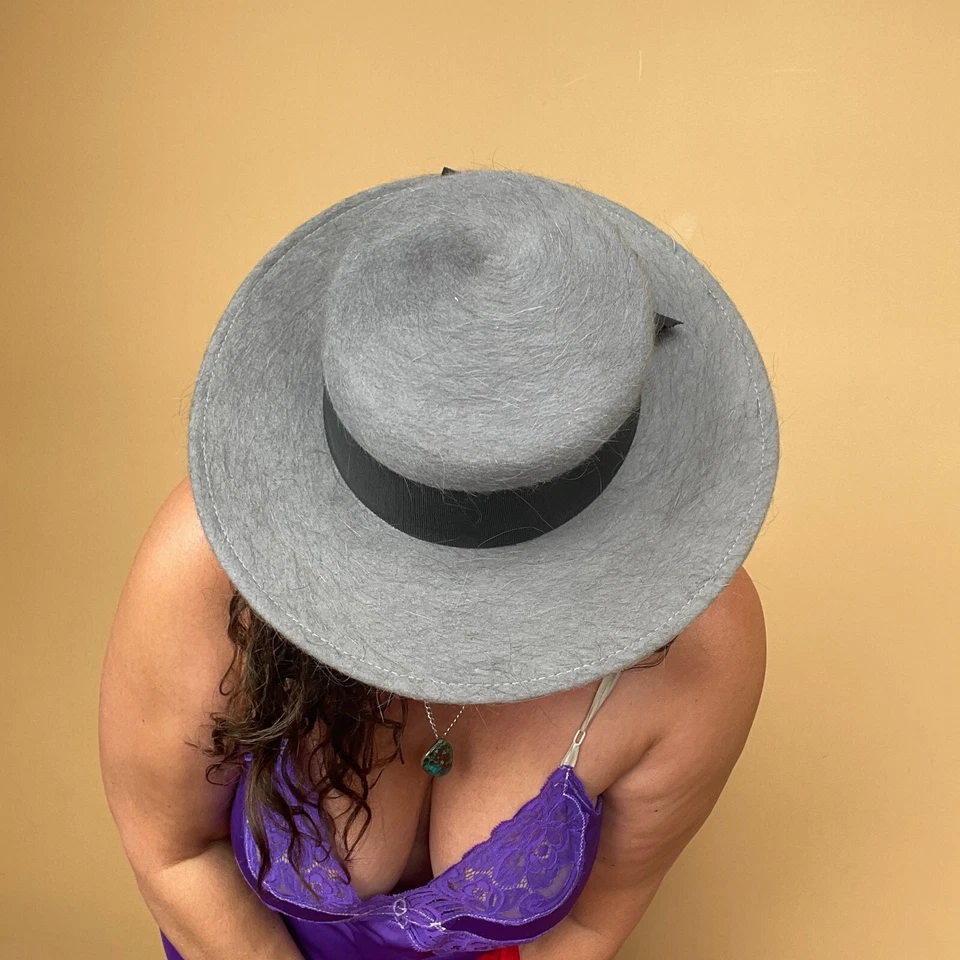 Sombrero plano vintage de cachemir gris años 80 Foto 4 de 4