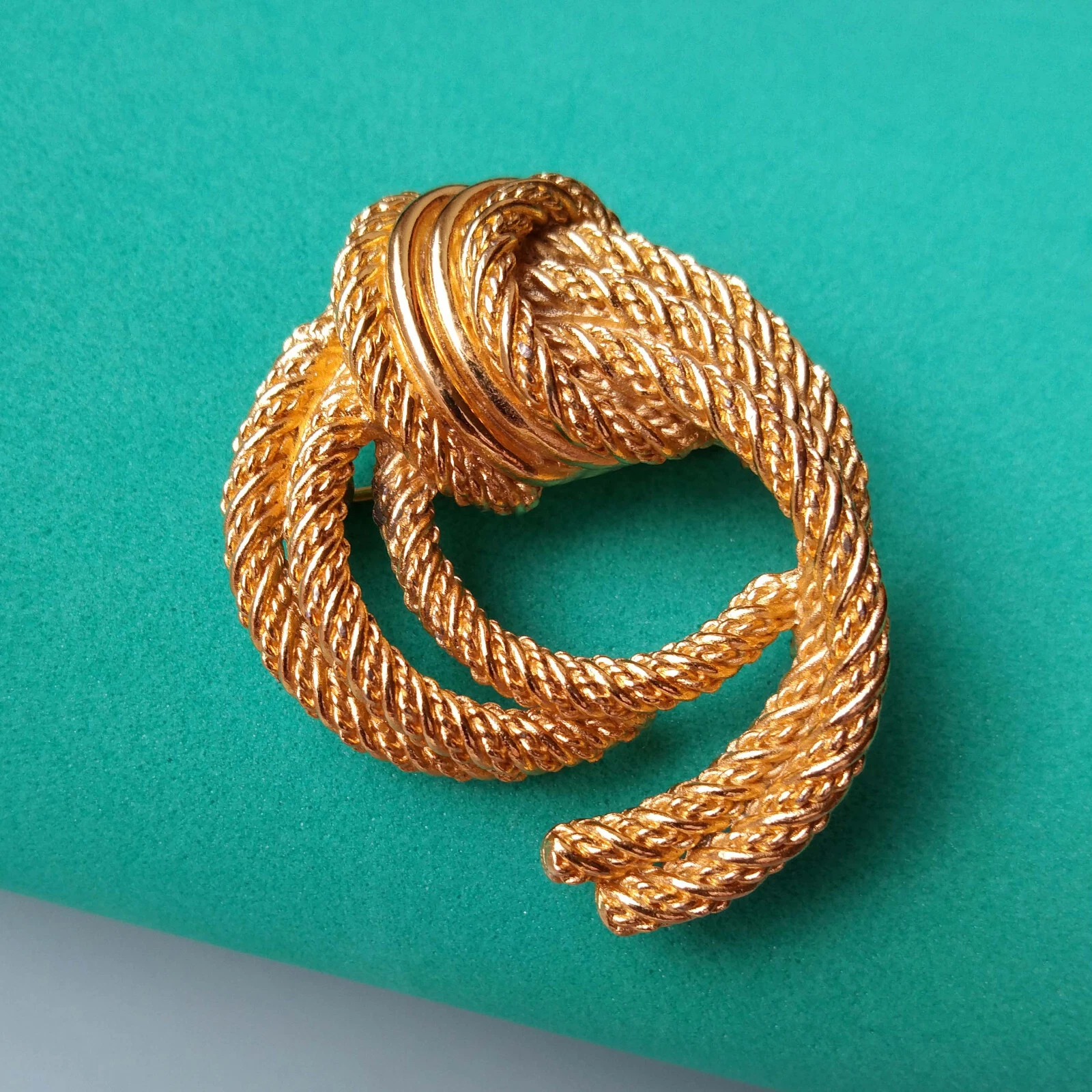 Grosse Allemagne Broche Noeud Corde Texturé Plaqué Or, Bijoux Créateur Dior