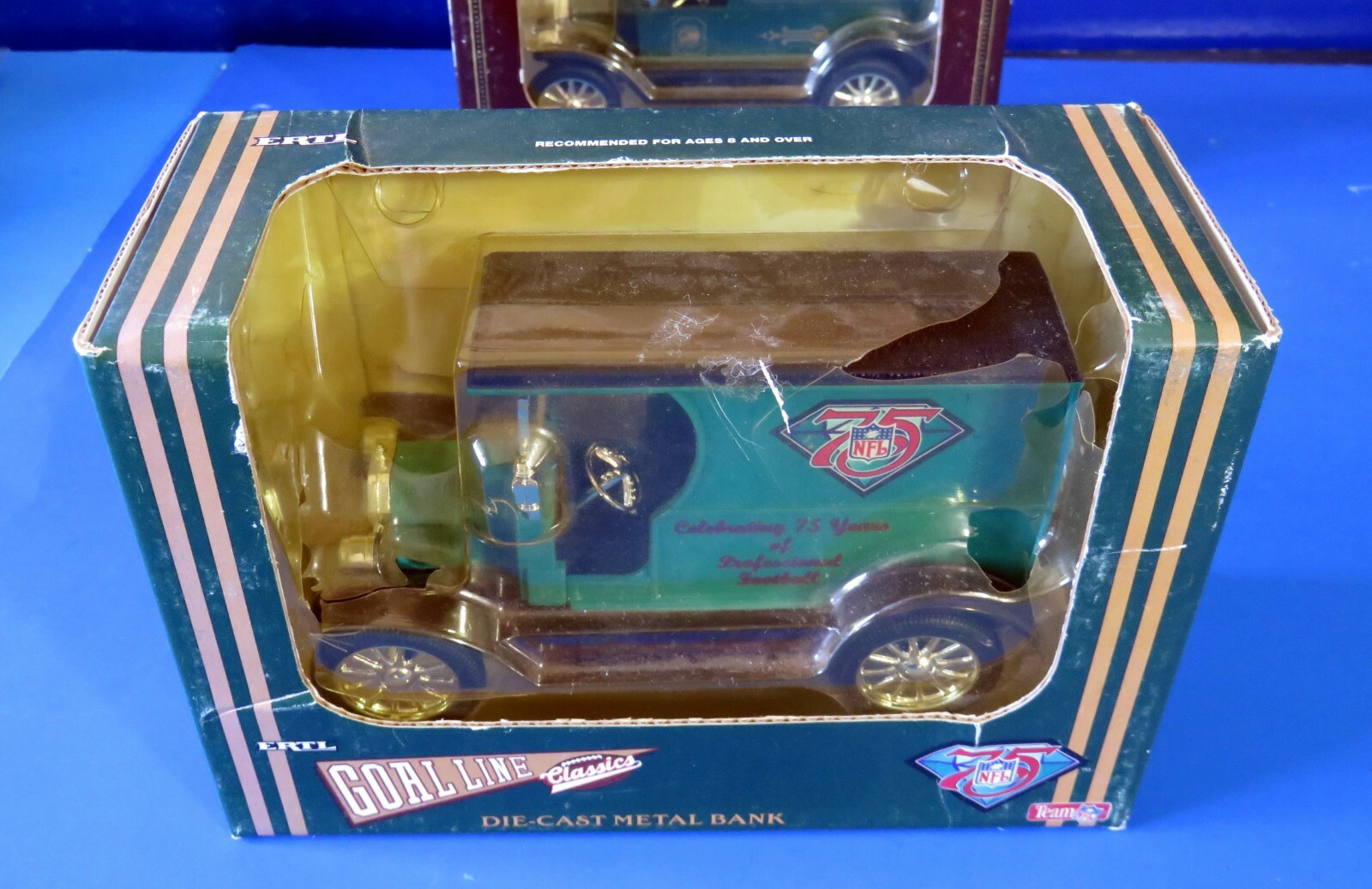 LOT OF 2 1994 ERTL DIE CAST TRUCK BANKS 125 Scale BASEBALL & NFL