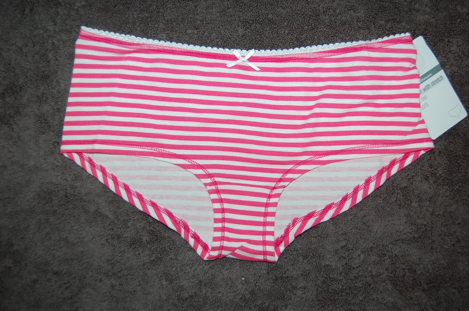 M&S Low Rise Shorts Cotton with Stretch Pink and White Striped Size 6-8 BNWT