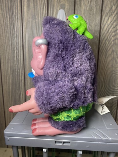Crate Creatures Big Blowout Nanners with Crate Electronic Interactive Toy 2018 - Picture 3 of 13