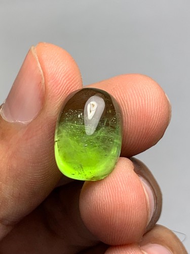 16 ct peridot cabochon 16*12*9mm - Picture 5 of 8