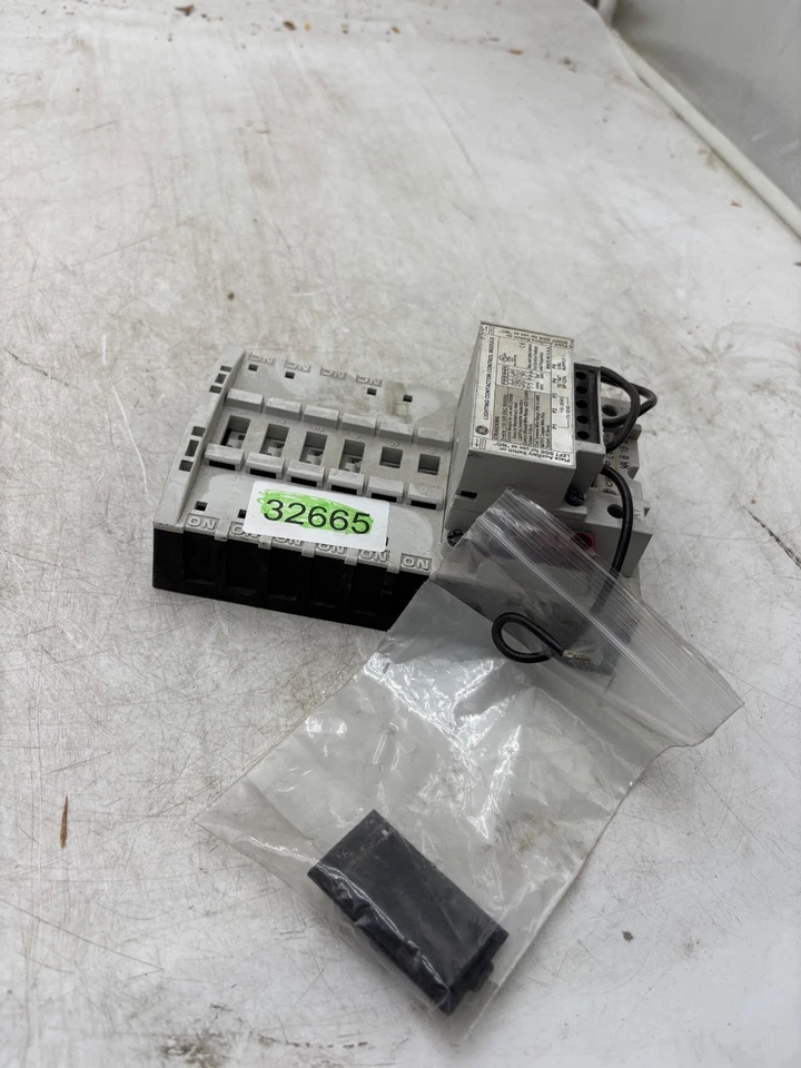 General Electric CR460XMN Lighting Contactor Control Module - Image 3 of 3
