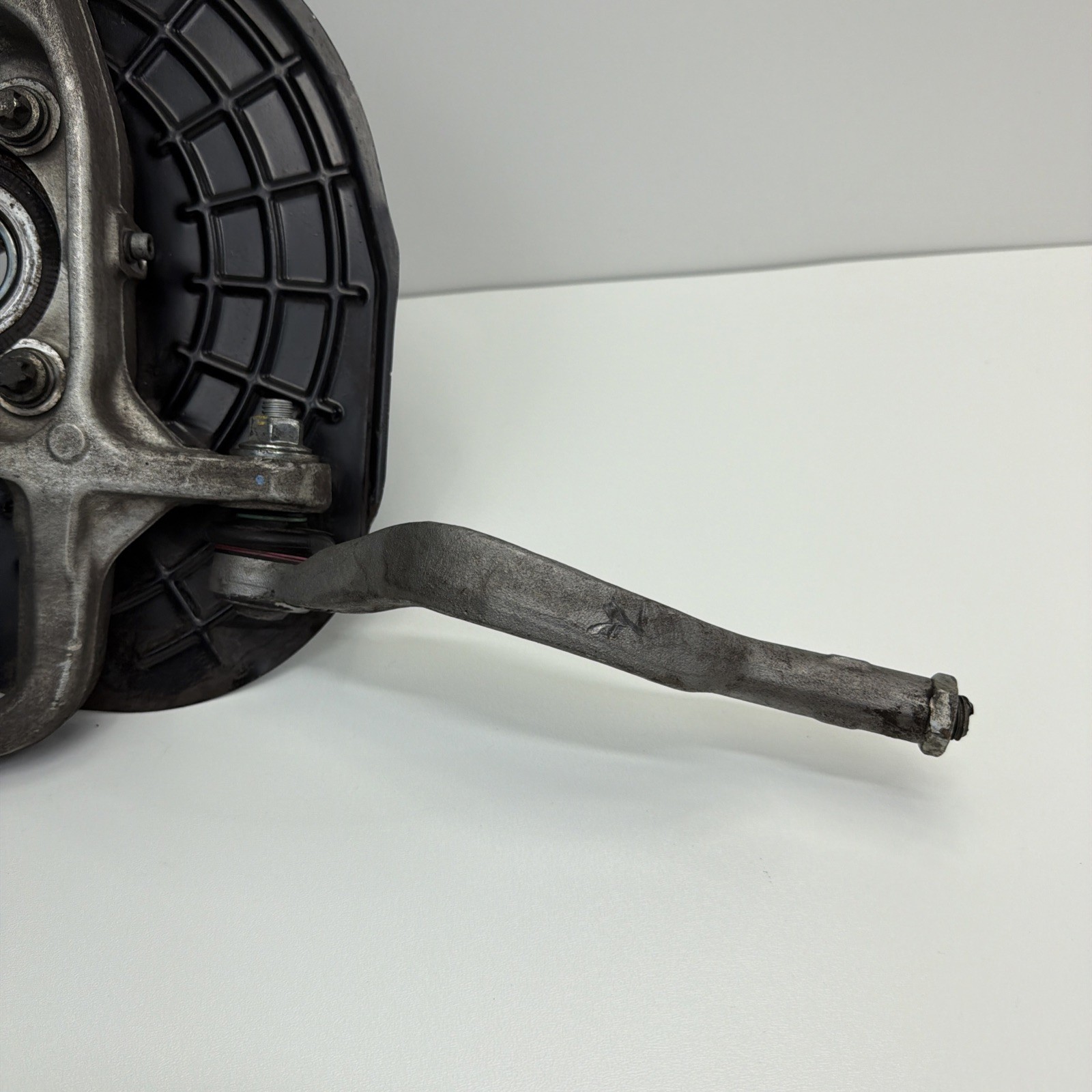 🟢2014-2016 MASERATI GHIBLI RWD FRONT RIGHT PASSENGER SPINDLE KNUCKLE HUB OEM🟢
