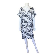 Bobeau Dress Womens Medium Blue White Tie Dye Boho V Neck Midi Shift Dress Rayon