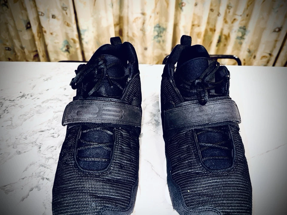 Sapatos masculinos Nike Air Jordan preto tamanho 12 gato Space Jam preto (AR0772-001) - Imagem 3 de 4