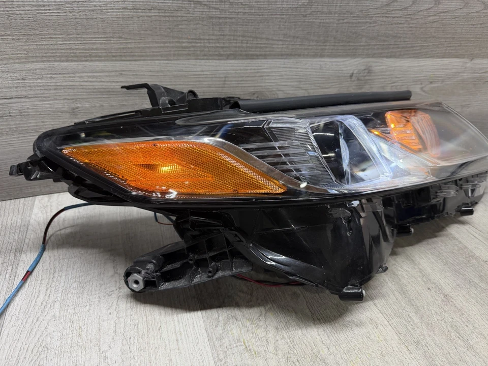 Fits 2018-2023 Toyota Camry RH Right Passenger Base LED Headlight Tab Broken (Li - Image 2 of 4
