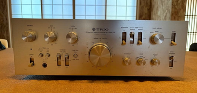 TRIO KA-9300 Integrated Amplifier Dual Power Supply Vintage Silver