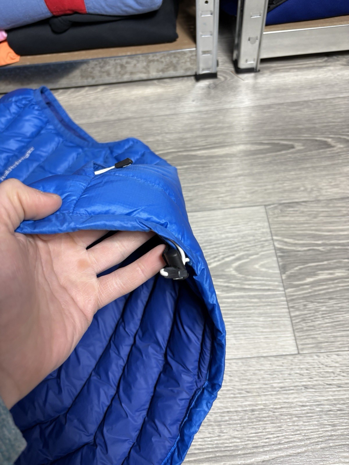 Peak Performance Pertex Microlight Men’s Size L L… - image 4