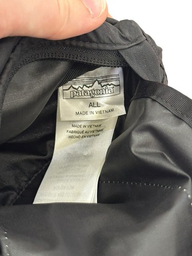 Patagonia Black Lightweight Travel Mini Hip Pack Belt Bag - Hiking/Outdoor - Picture 12 of 13
