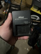 USED Nikon MH-24 Battery Charger EN-EL14 EN-EL14a D3100 D3200 D3300 D3400 D3500