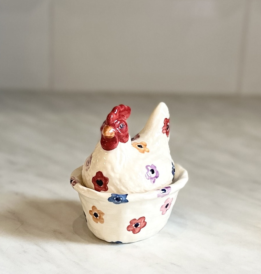 Vintage Emma Bridgewater Small Floral Flowers Hen on nest/single egg