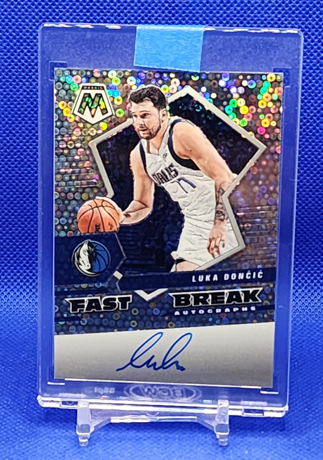2021-22 Mosaic Luka Doncic Silver Prizm Fast Break Disco On-card AUTO view 1