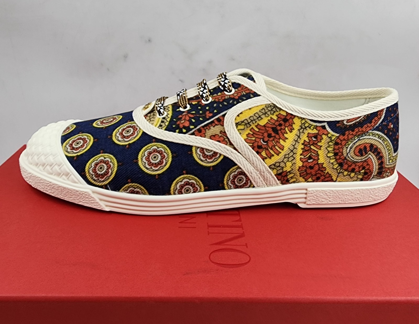 Valentino Garavani Bay by Bay Low Top Sneakers Men 41 Multicolor Lace Up Closure image 7