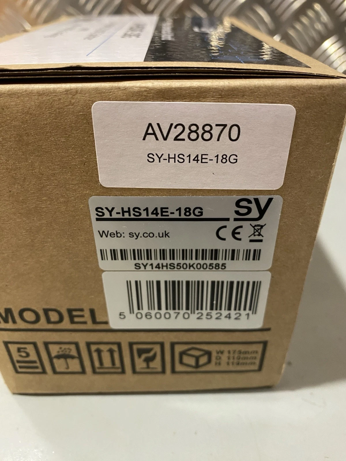 Sy 1x4 HDMI 2.0 18G Splitter 4K Scaling SY-HS14E-18G Brand New 4