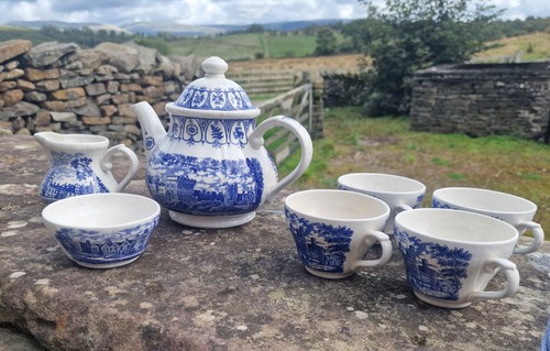 1977 Queen's Silver Jubilee Broadhurst Ironstone Part Tea Service, 19 Pieces (photo 3)