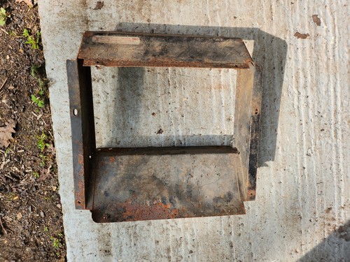 Austin Healey Sprite MG Midget Radiator Cowl AHA8732 - Picture 5 of 7