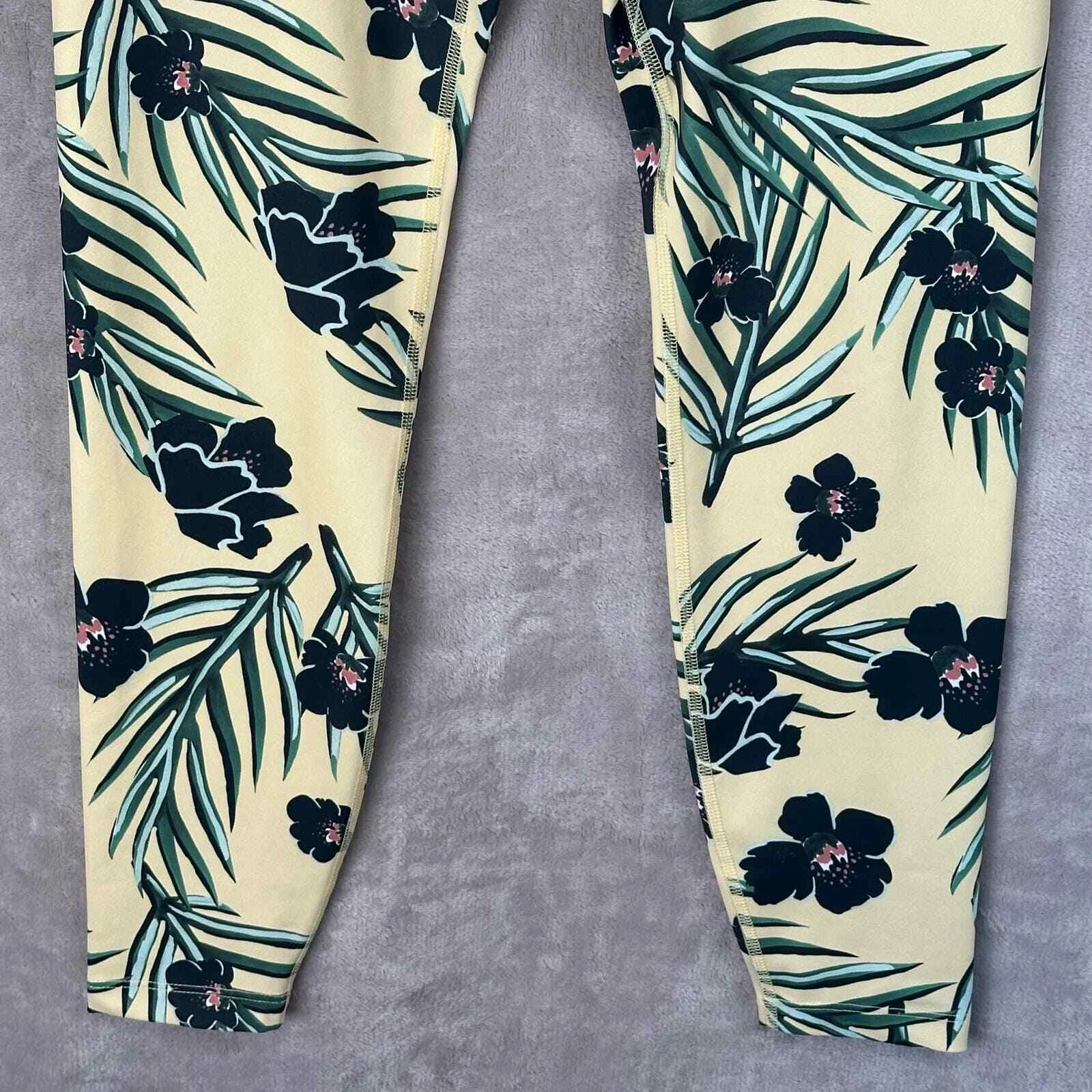 beyond-yoga floral olympus athleisure workout gym leggings