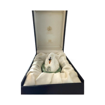 Halcyon Days England Trinket /Ring Box Gift Mother's day Swan & 3 Cygnets IOB
