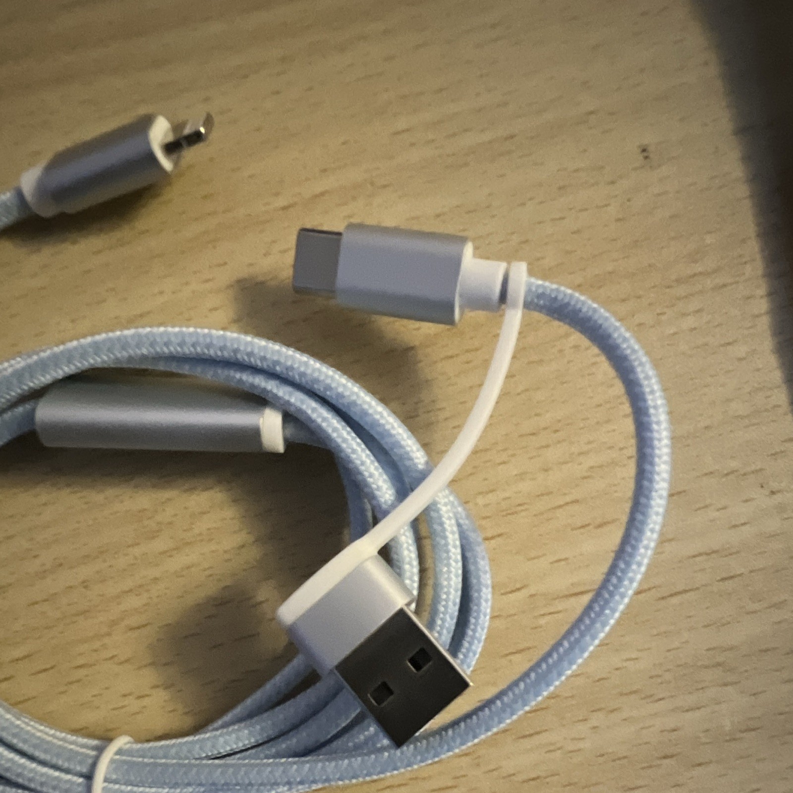 La Brodée 3-in-1 Braided USB A/C Charging Cable USB-C/smart Watch/iPhone image 4