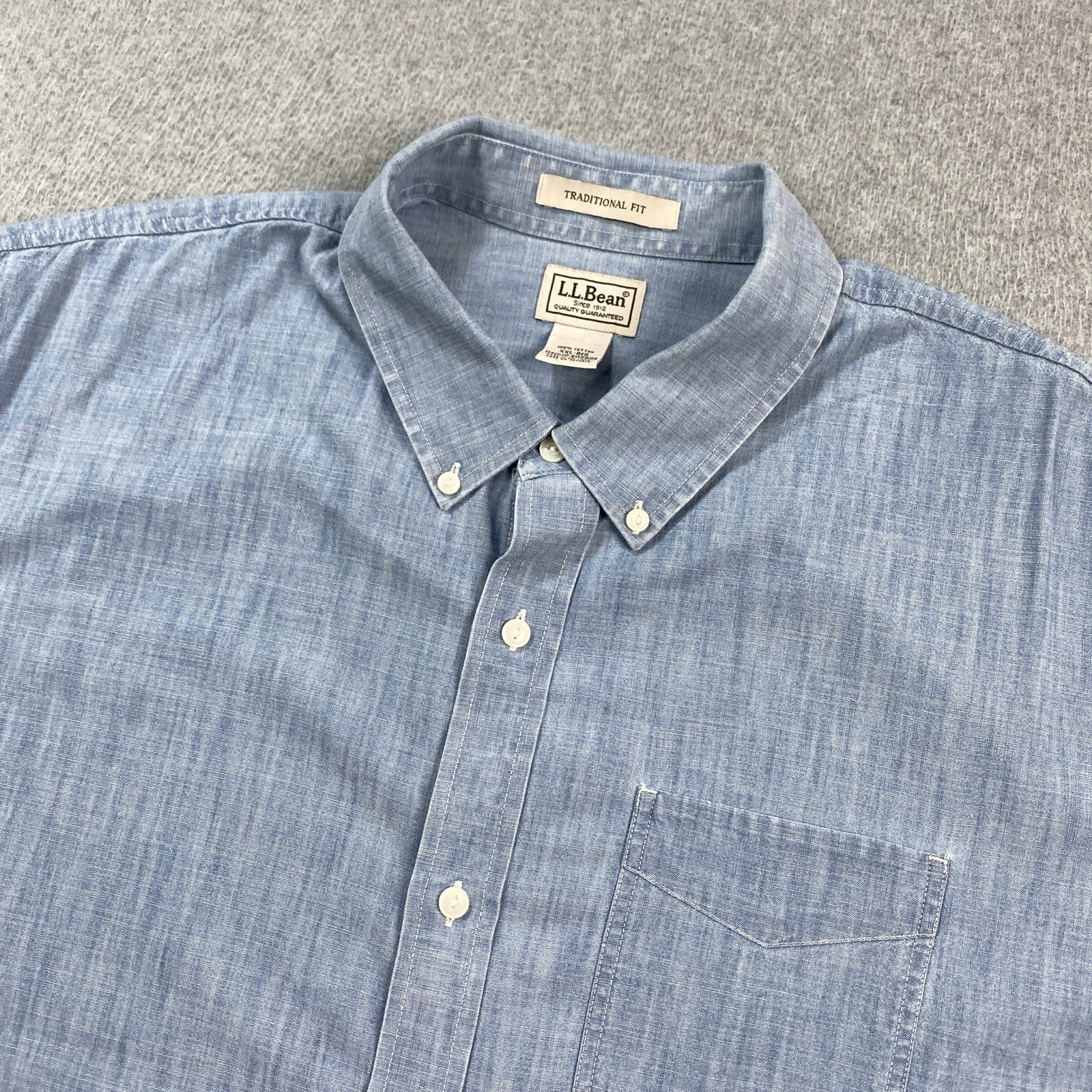 LL Bean Shirt Mens 2XL Chambray Button Down Cotton Pocket Traditional Fit Blue