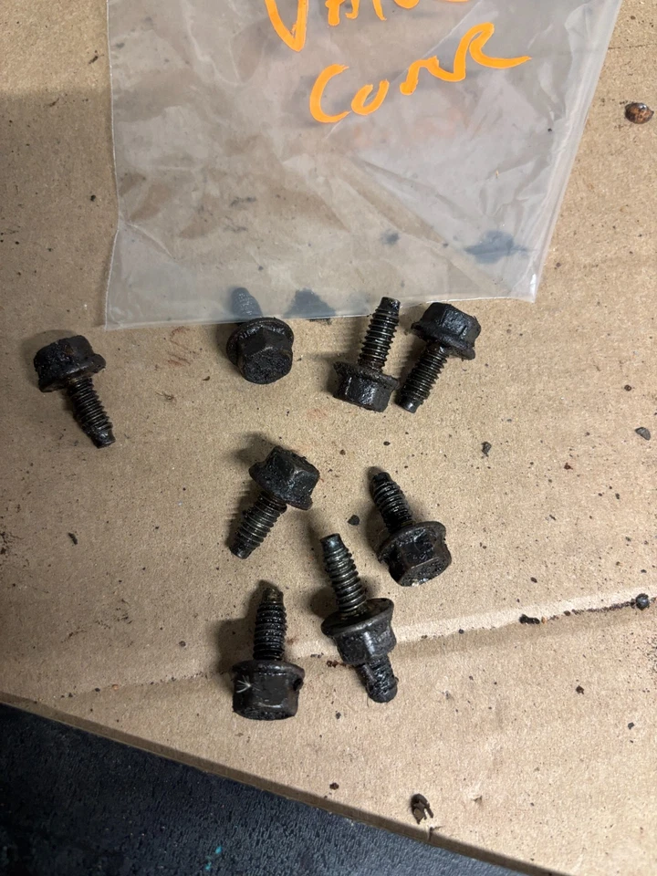 1987 1991 1992 1995 FORD F250 F350 F150 300 4.9 I6 VALVE ROCKER COVER BOLT BOLTS - Image 2 of 4