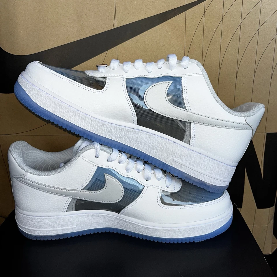 NUEVO Nike Air Force 1 Retro Bajo QS Invisible Mujer 2.0 NBY IB5724-100 Hombres Talla 9 Foto 3 de 4