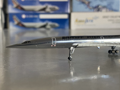 航空機・ヘリコプター Jet-X 1/400 Concorde BRANIFF Chrome Jet-X 1:400 Braniff International Airways Concorde