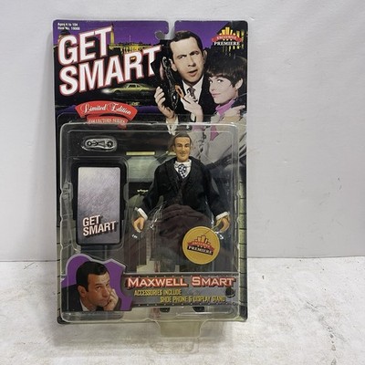 Exclusive Premiere Get Smart AGENT 99 & MAXWELL SMART Figures Limited Edition