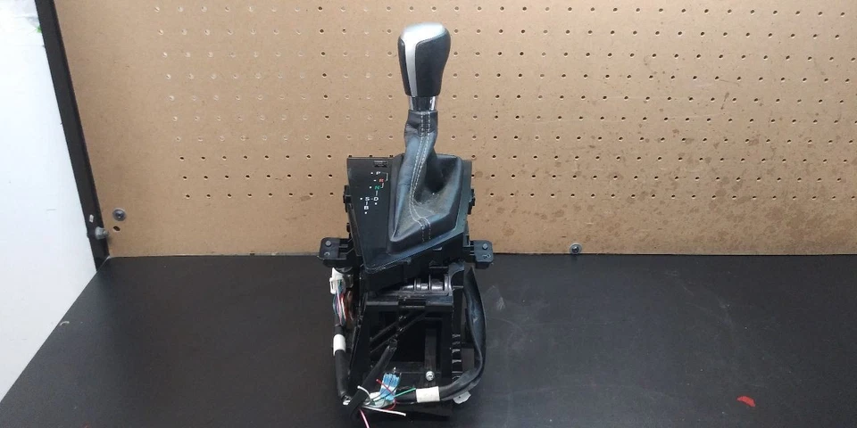 2019 TOYOTA COROLLA TRANSMISSION SFITER ASSEMBLY OEM  - Image 2 of 4
