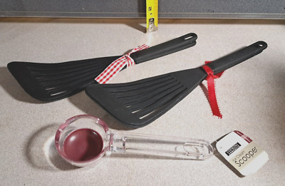 Kitchen Utensils 4 Spatulas and Ice cream scoop #1235L134