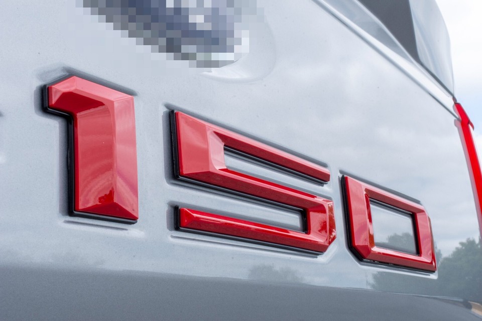 F-150 Tailgate Insert Letters; Matte Black (18-20 F-150 W/o Tailgate - Foto 10